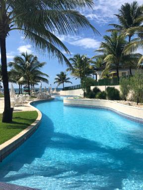 Flat no Beach Class Muro Alto - Housity