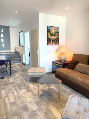 villa Gaîa au coeur d'un village du sud entre Avignon et St remy de Provence - Housity