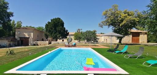 Domaine de Gaïa, Piscine, Pétanque, Ping-pong, proche Saint Emilion - Housity