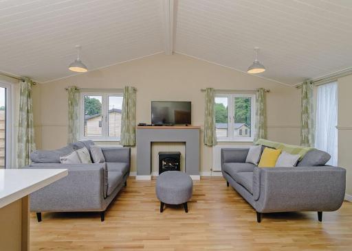 Warren Wood Country Park - Housity