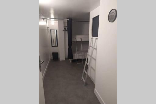 Une - Halte Entre Les Ponts - en toute simplicité - Housity