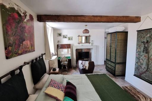 AMALOUYSE Studio de charme au cœur des châteaux de Loire - Housity