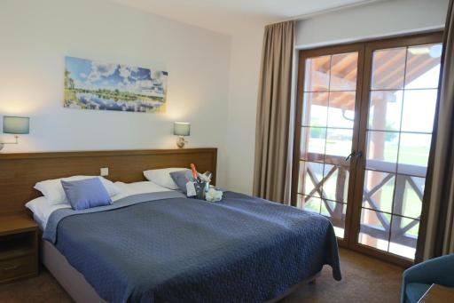 HOTEL CICHA WODA NIEPOR?T - Housity