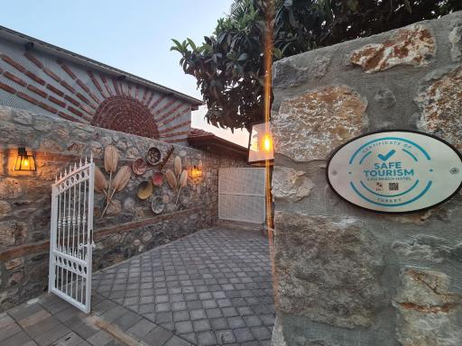 İlkiz Beach Hotel - Housity
