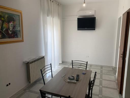 Casa Vacanze Alba - Housity