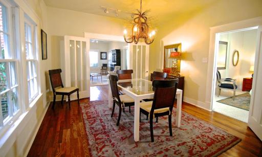 Refuge in the Heart of Montrose - Housity