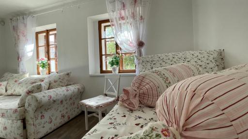 Apartmány Na Návsi 19 u Hluboké - Housity