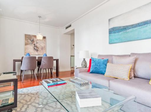Charming 2-Bedroom Apartment in Retiro Perfect Madrid Location Retiro VI - Housity