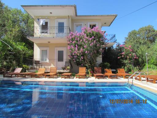 Makri Otel - Housity