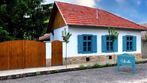 Vánkos Vendégház - Housity