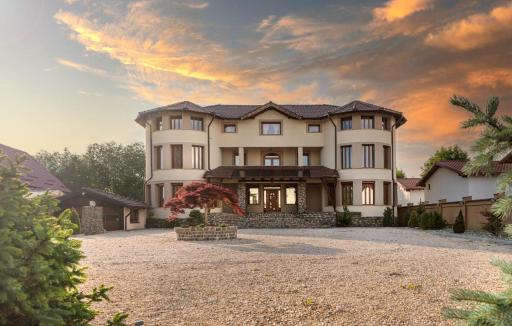 Transilvania Mansion - Housity