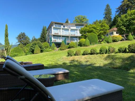 DAS SCHLOSSBERG - Boutique Hotel im Park- Nahe der Therme - Housity