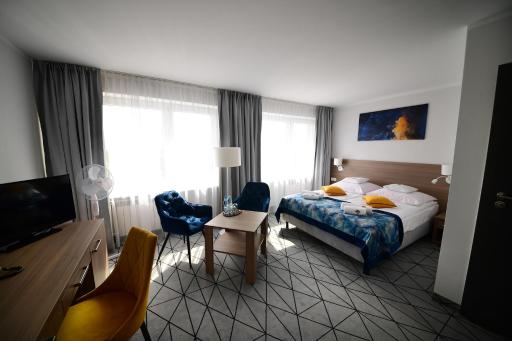 Hotel Gromada Pila - Housity