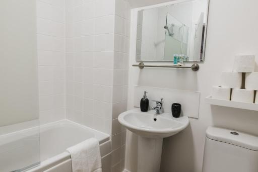 Seaforth House Apartment - Housity