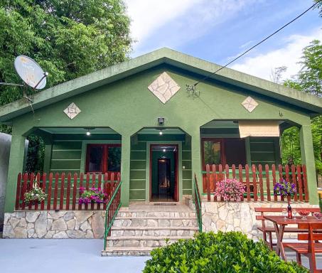 Skadar Lake House - Housity