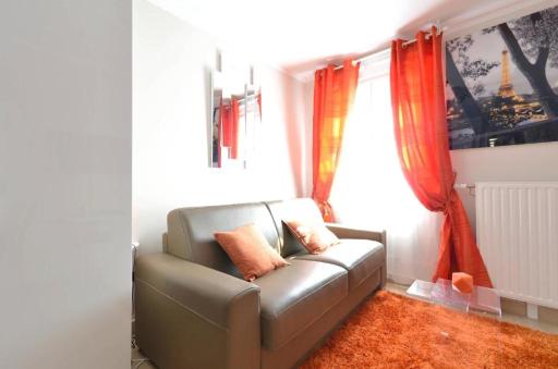 Orange Studio Paris Disneyland - Housity
