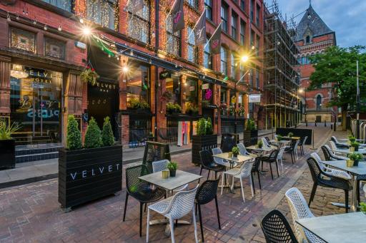 Velvet Hotel - Housity