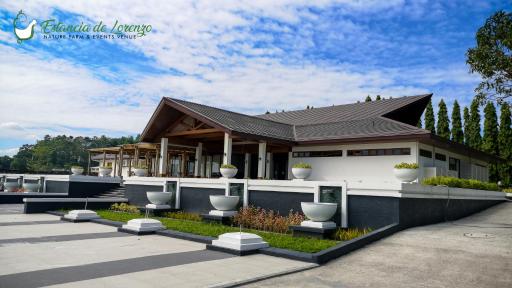 Estancia De Lorenzo Tarlac - Housity