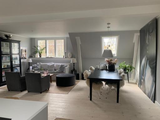 Renovated villa with private garden - Housity