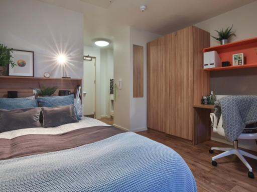 Private Bedrooms and Studios minutes away from Wembley Stadium at Sterling Court - Housity