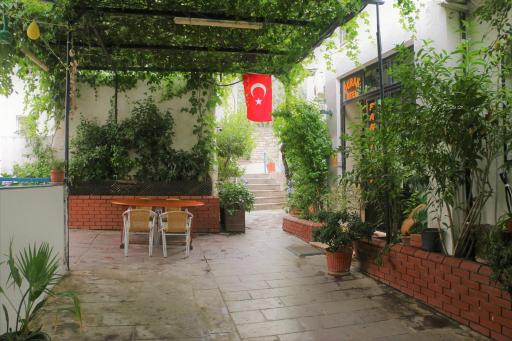 Durak Hotel - Housity