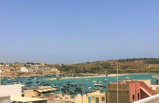 Penthouse in Marsaxlokk with panoramic views: 3 bedrooms, 2 baths - Housity