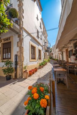 P&R hostals Can Tort - Housity