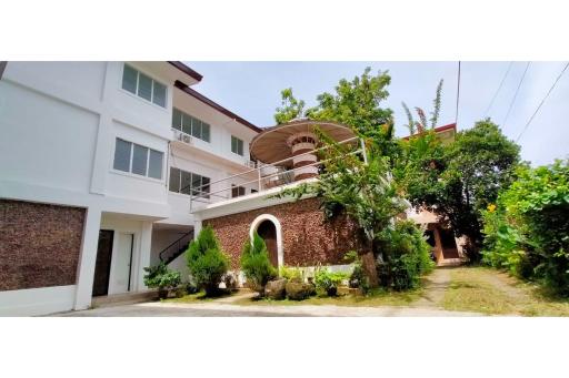 OYO 799 Ddd Habitat Iloilo - Housity