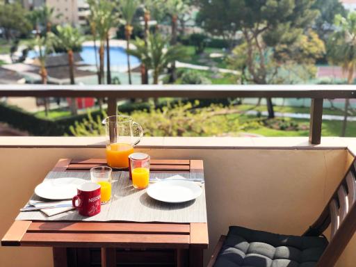 Fully furnished luxury apartment by the beach. - Housity