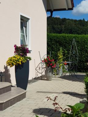 Ferienwohnung Toni mit Balkon und Garten - Housity