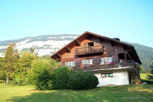 Chalet avec vue idyllique - Housity