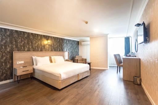 Marina Park Hotel - Housity