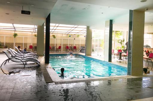 Tetra Tree Hotel - Housity