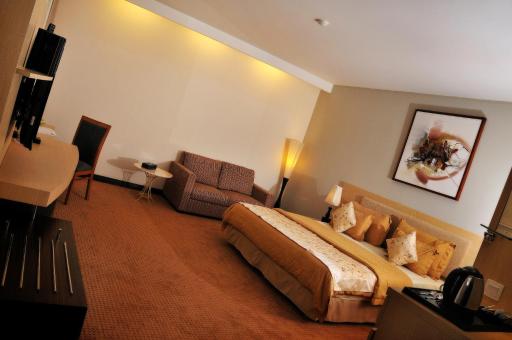 Grand Serela Setiabudhi Bandung - Housity