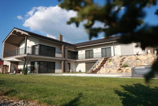 Villa Panorama - Luxurious equipped modern spacious villa - Housity