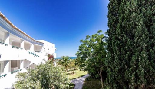 Farol House - Housity