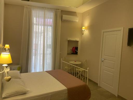 Beb la Gemma - Housity
