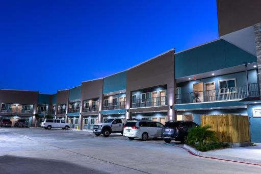 Texan Hotel - Housity