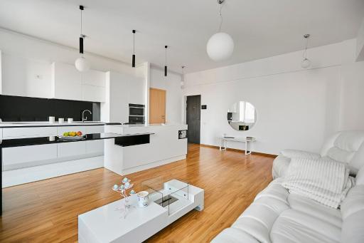 Elevate Apartment - FREE Underground Parking & the Best View - Housity