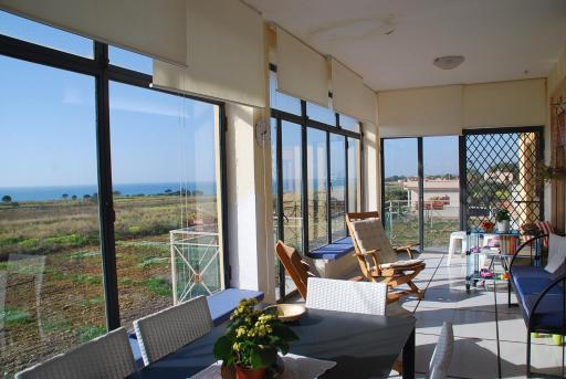 Charming Apartment with Sea View in Porto Palo 115 m² - Housity
