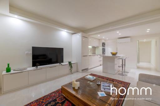 Speusippus homm in Hype Kolonaki - Housity