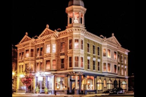 The Audubon Inn LLC - Housity
