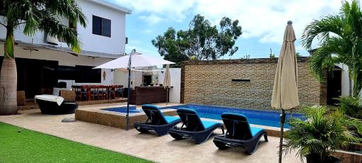 Gotty's Beach House - Housity