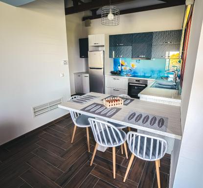 Olive Tree Suites - Housity