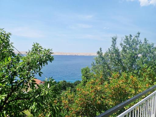 Apartman Nino-50 m from quiet and isolated beach - Housity