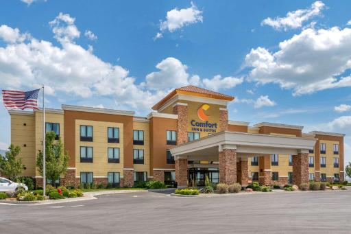 Comfort Inn & Suites Tooele-Salt Lake City - Housity