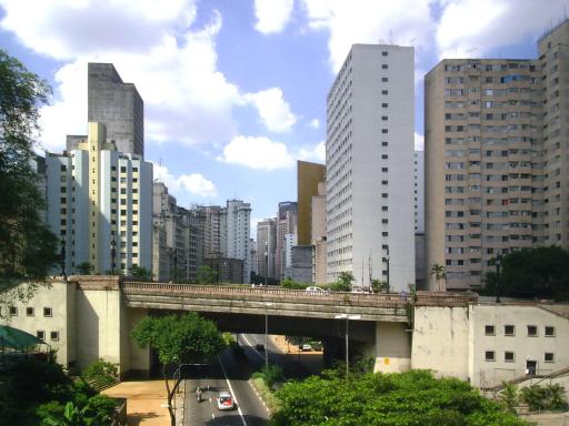Apartamento 101 Centro Consolaçao - Housity
