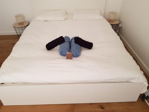 Sleepin Orléans - Housity