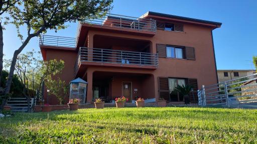 B&B La Torre - Housity