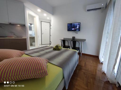 Studio in the heart of Athens next to Monastyraki. - Housity